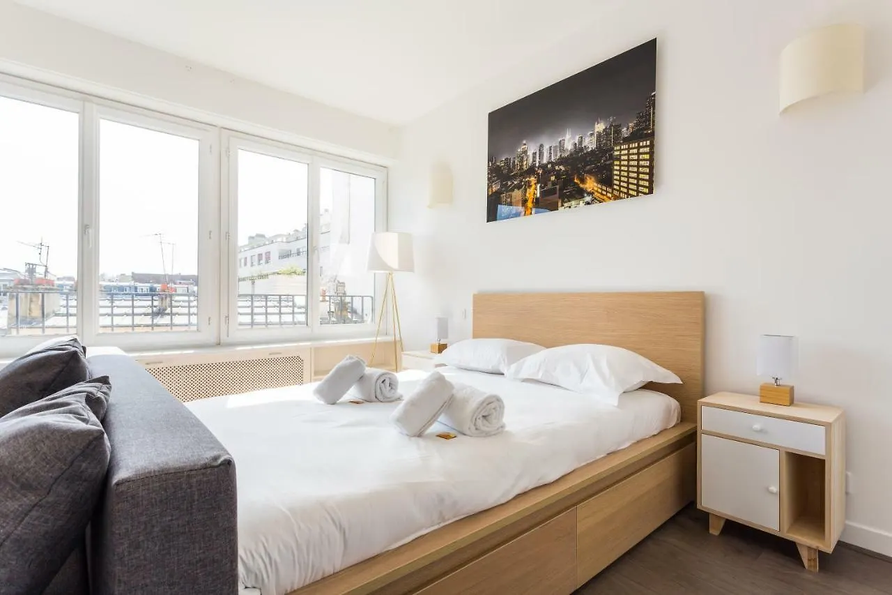 Appartement CMG Trocadéro/ Passy à Paris France